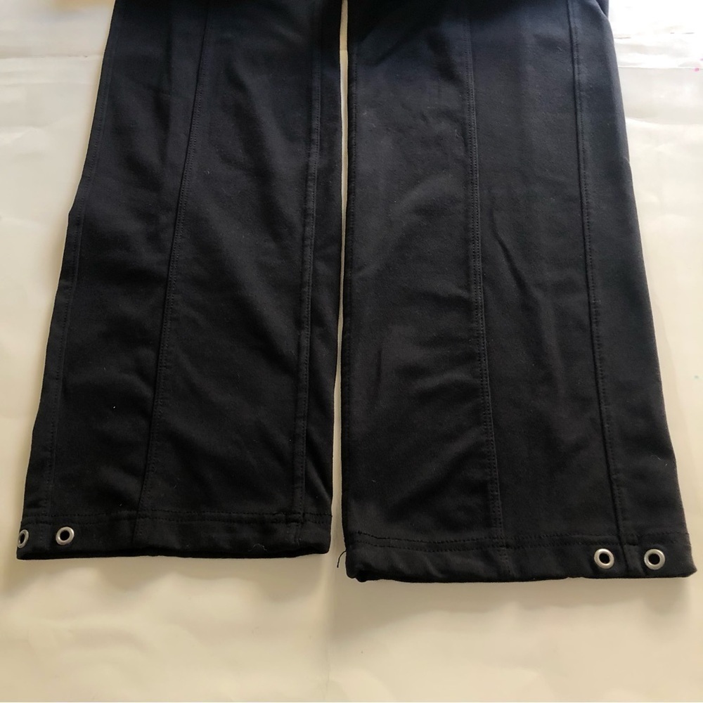Athleta Metro Black Stretch with Zipper Pockets Active Pants Size M/L - Picture 15 of 16